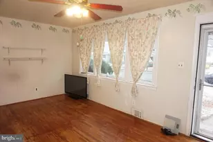 15 Sullivan Ave, Bellmawr, NJ 08031 - Photo 2