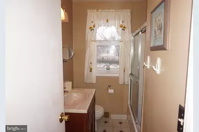 15 Sullivan Avenue, Bellmawr, NJ 08031 - Photo 6