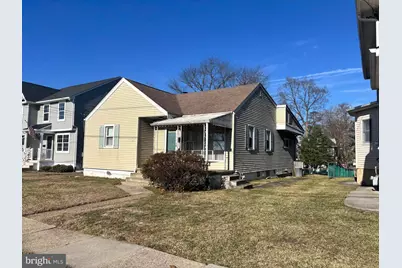 347 W Monroe Avenue, Magnolia, NJ 08049 - Photo 2