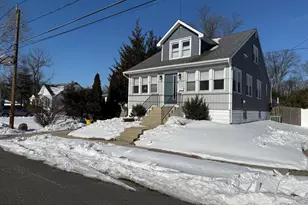 427 Austin Ave, Barrington, NJ 08007 - Photo 4