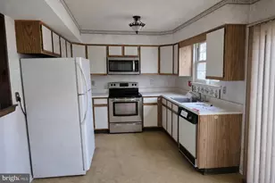 59 Woodstream Dr, Waterford Township, NJ 08004 - Photo 6