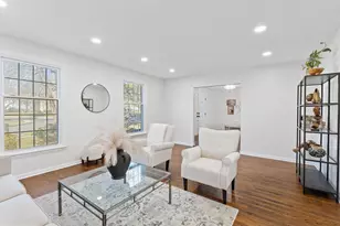 416 Country Club Dr, Cherry Hill, NJ 08003 - Photo 8