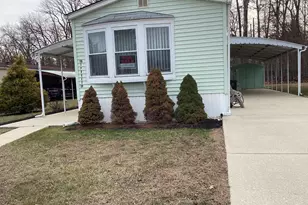 18 Spruce Dr, Sicklerville, NJ 08081 - Photo 1