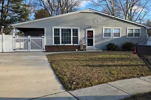 8 Lancia Pl, Lindenwold, NJ 08021 - Photo 1