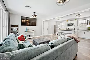 8 Lancia Pl, Lindenwold, NJ 08021 - Photo 4