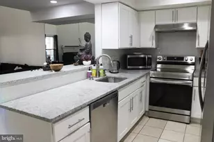 1031 Main St, Voorhees, NJ 08043 - Photo 20