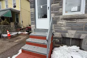 824 S 8th St, Camden, NJ 08102 - Photo 2