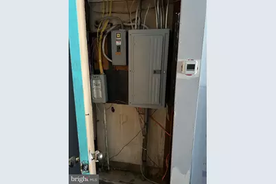 1192 Yorkship Square, Camden, NJ 08104 - Photo 8