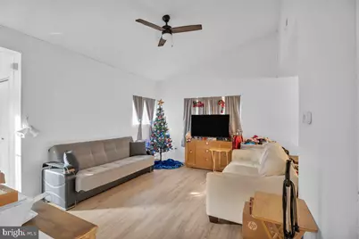 18 Chiswick Drive, Lindenwold, NJ 08021 - Photo 6