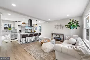 400 Jefferson Ct, Gloucester Township, NJ 08029 - Photo 6