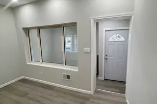 729 N 10th St, Camden, NJ 08102 - Photo 10