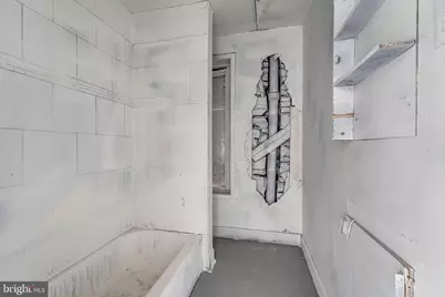 563 Bailey Street, Camden, NJ 08102 - Photo 14