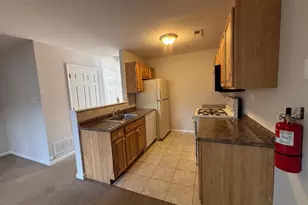 27 Gristmill, Pine Hill, NJ 08021 - Photo 4