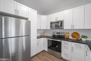 700 Citation Ln, Cherry Hill, NJ 08002 - Photo 6