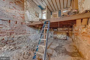 542 York St, Camden, NJ 08102 - Photo 8