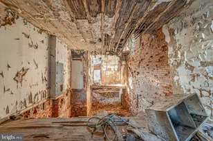 542 York St, Camden, NJ 08102 - Photo 4