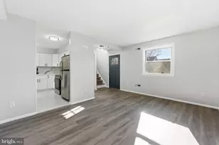 111 Presidential Dr, Sicklerville, NJ 08081 - Photo 6