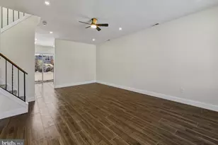 10 Heywood Ln, Sicklerville, NJ 08081 - Photo 2