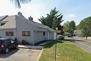 60 Dover Dr, Lindenwold, NJ 08021 - Photo 1