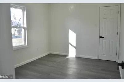 301 Laurel Avenue, Woodlynne, NJ 08107 - Photo 26