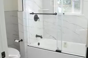 301 Laurel Ave, Woodlynne, NJ 08107 - Photo 16