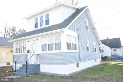 301 Laurel Avenue, Woodlynne, NJ 08107 - Photo 1