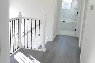 301 Laurel Ave, Woodlynne, NJ 08107 - Photo 14