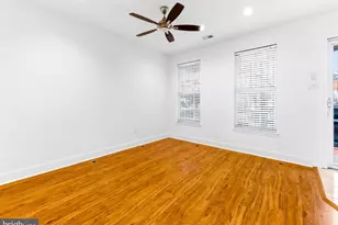 576 Washington St, Camden, NJ 08103 - Photo 10