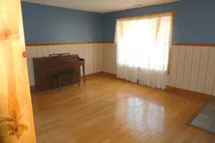 121 Crosley Dr, Waterford Township, NJ 08004 - Photo 2