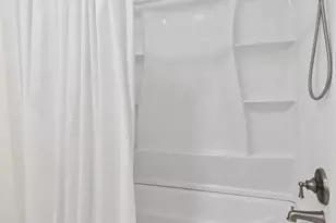 105 Country Club Pl, Cherry Hill, NJ 08003 - Photo 26