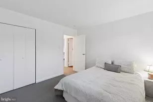 105 Country Club Pl, Cherry Hill, NJ 08003 - Photo 24