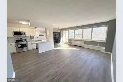 207 Barclay Towers, Cherry Hill, NJ 08034 - Photo 2