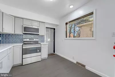 3028 Fenwick Road, Camden, NJ 08104 - Photo 12