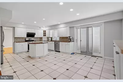 32 Country Walk, Cherry Hill, NJ 08003 - Photo 10