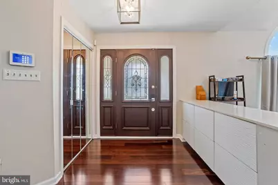 32 Country Walk, Cherry Hill, NJ 08003 - Photo 4