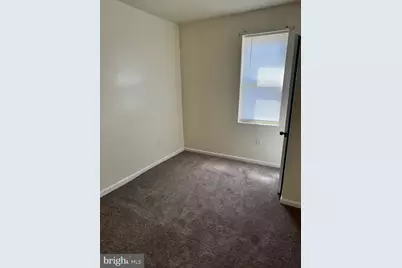 1090 Thurman Street, Camden, NJ 08104 - Photo 8