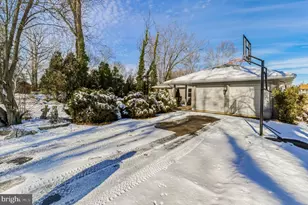 28 Forest Hill Dr, Cherry Hill, NJ 08003 - Photo 20