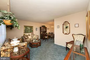 29 Chiswick Dr, Lindenwold, NJ 08021 - Photo 2