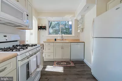 106 Albany Avenue, Barrington, NJ 08007 - Photo 14