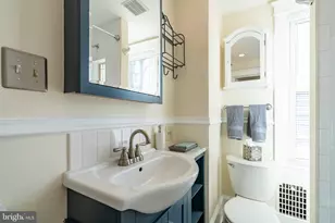 106 Albany Ave, Barrington, NJ 08007 - Photo 18