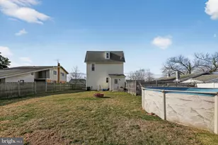 810 Central Ave, Gloucester Township, NJ 08029 - Photo 30