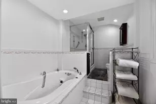 33 Ivy Ln, Cherry Hill, NJ 08002 - Photo 18