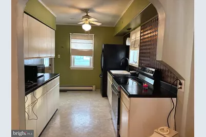 606 N Brown Street, Gloucester City, NJ 08030 - Photo 6