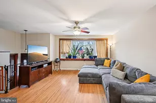 10 Dartmouth Dr, Waterford Township, NJ 08004 - Photo 4