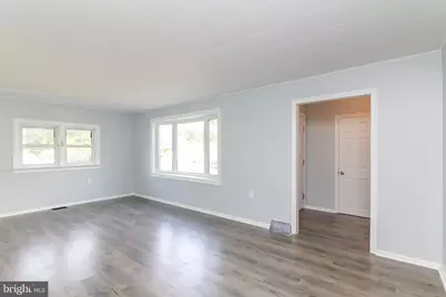 516 W Brooke Avenue, Magnolia, NJ 08049 - Photo 4