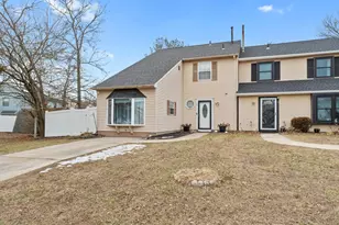 3 Hewitt Ln, Sicklerville, NJ 08081 - Photo 2