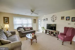 703 Aberdeen Ln, Gloucester Township, NJ 08012 - Photo 2