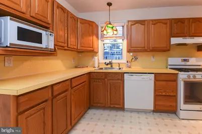 918 Highland Boulevard, Gloucester City, NJ 08030 - Photo 18