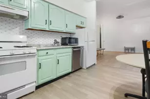 204 W Clinton Ave, Oaklyn, NJ 08107 - Photo 2