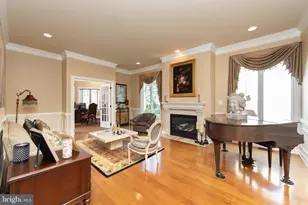 1747 Country Club Dr, Cherry Hill, NJ 08003 - Photo 4